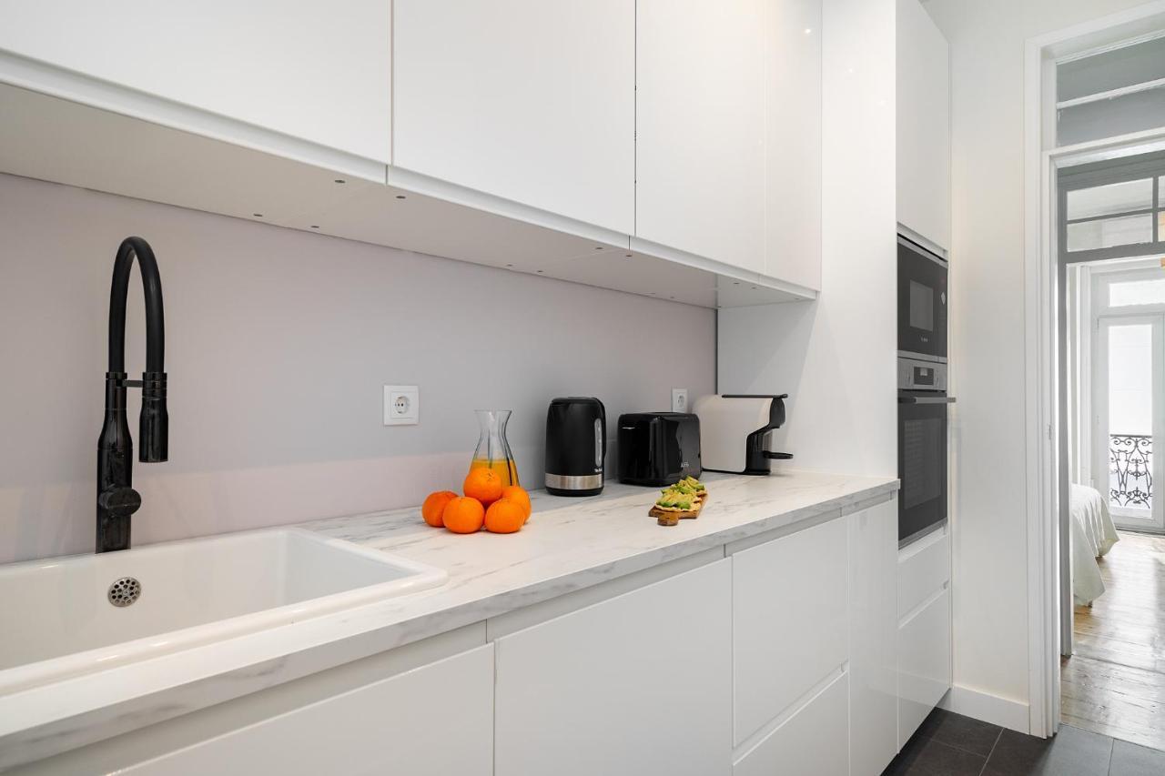 Apartamento Whome - Brand New Luxury 4-bed With Riverside Views & Ac Lisboa