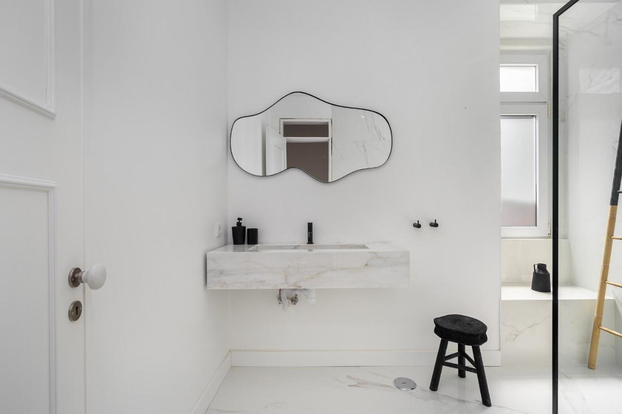 Apartamento Whome - Brand New Luxury 4-bed With Riverside Views & Ac Lisboa
